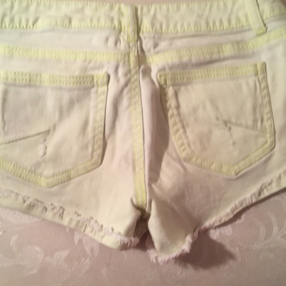 Shorts - Picture 2 of 2